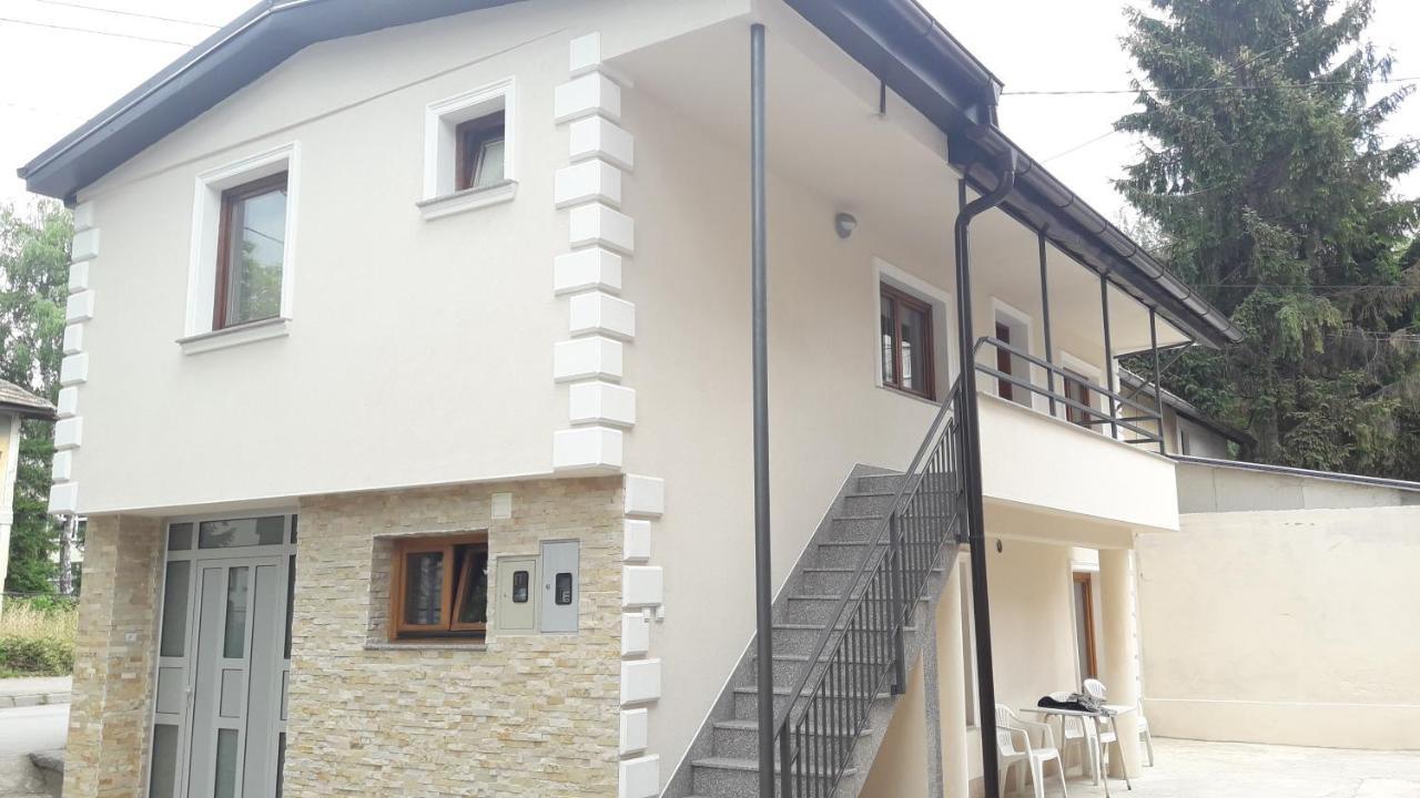 Apartmani Abbazia Баня-Лука Экстерьер фото