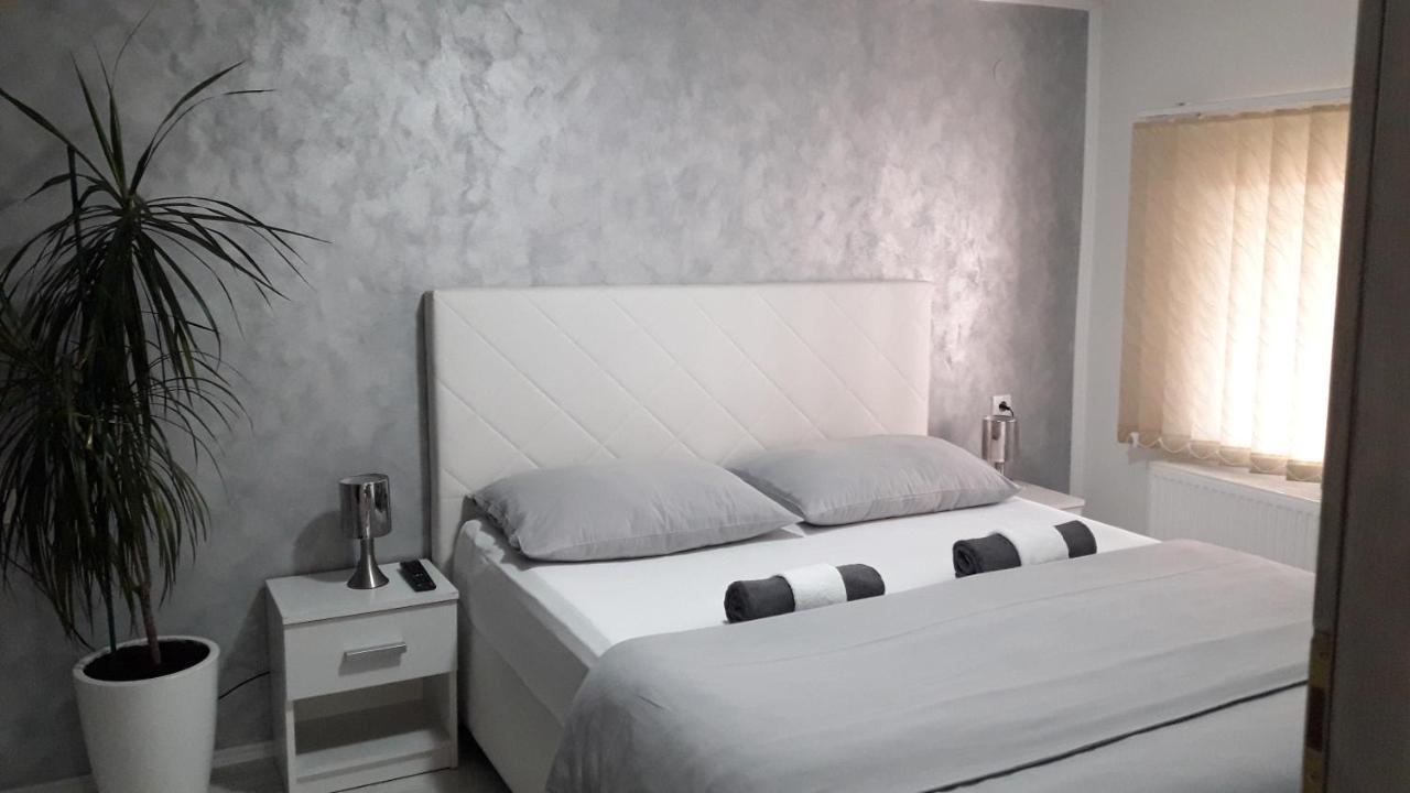 Apartmani Abbazia Баня-Лука Экстерьер фото